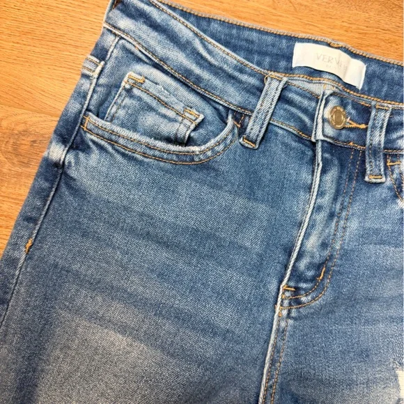 Vervet Distressed Cropped Jeans Size 24 High Rise Stretch Raw Hem Denim EUC - Picture 7 of 16